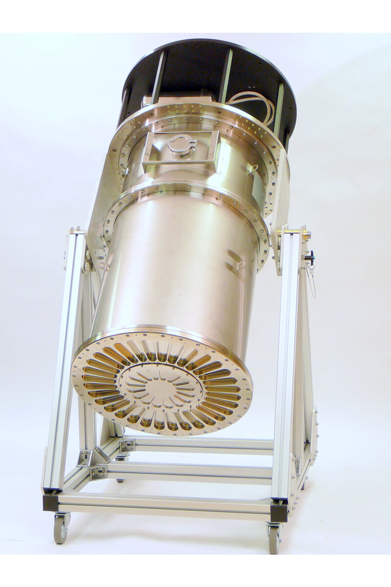 HPD Large Cylindrical ADR Cryostat