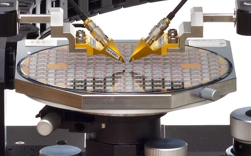 Measuring Ghz Achieving Calibrated Measurement at Frequencies from 140 GHz to 1.1 THz ...