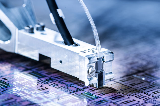 Integrated Silicon Photonics Wafer Probing Solution - Fiber Array